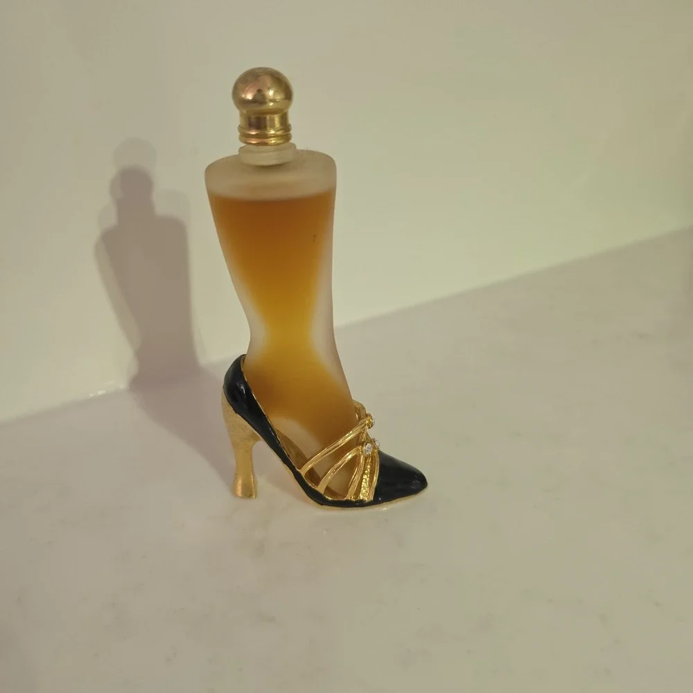 Vintage Jeweled Boot Frosted Caswell Massey Casma Stepping Out Miniature Purfume